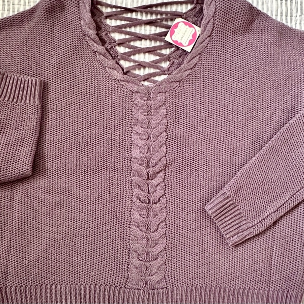 NEW Haute Monde Mauve V-Neck Sweater with Lace-Up Detail NWT M